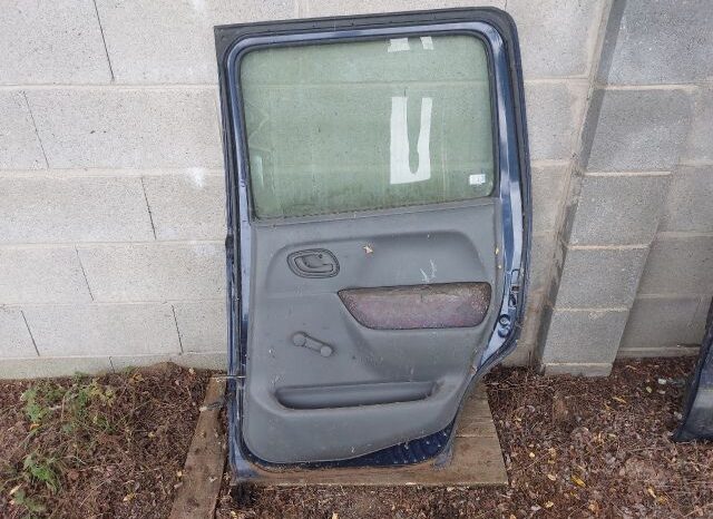 
								SUZUKI Jobb hátsó Ajtó (Részeivel) full									