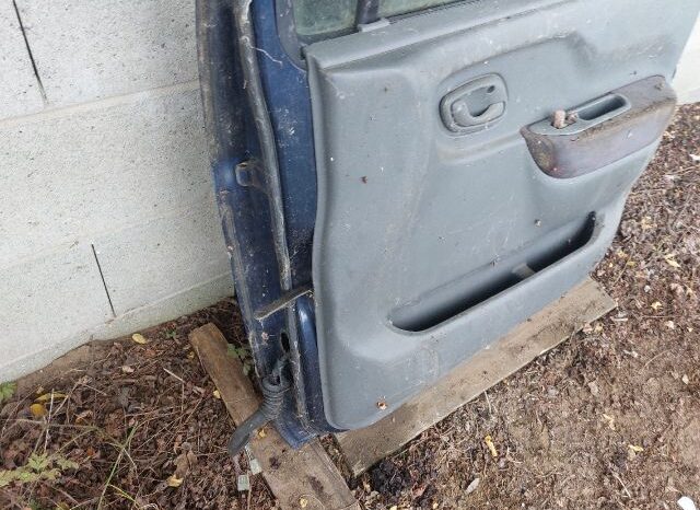 
								SUZUKI Jobb első Ajtó (Részeivel) full									