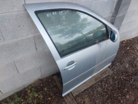 VW Jobb első Ajtó (Részeivel)