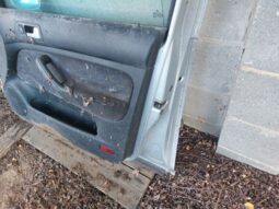
										VW Jobb első Ajtó (Részeivel) full									