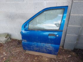 SUZUKI Bal első Ajtó (Részeivel)