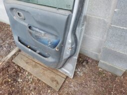 
										OPEL Jobb első Ajtó (Részeivel) full									