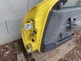 VW Jobb első Ajtó (Részeivel)