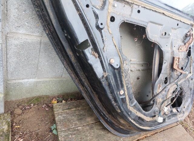 
								NISSAN Bal hátsó Ajtó (Üres lemez) full									