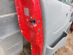 
										OPEL Bal első Ajtó (Részeivel) full									