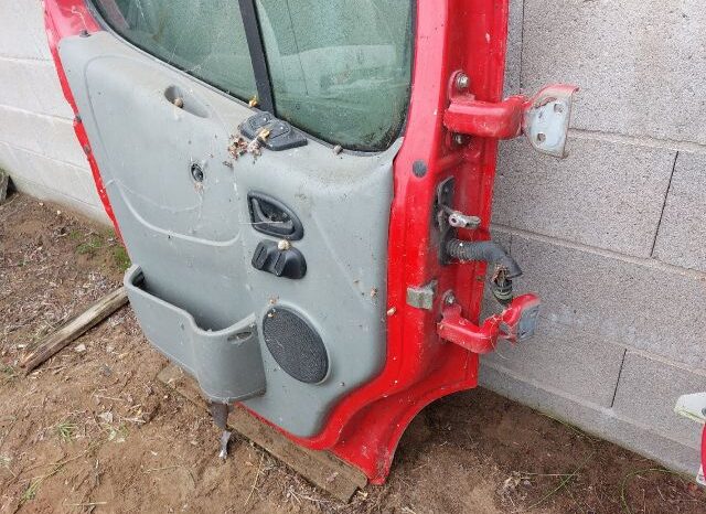 
								OPEL Bal első Ajtó (Részeivel) full									