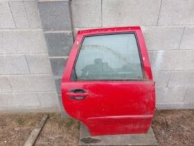 VW Jobb hátsó Ajtó (Részeivel)