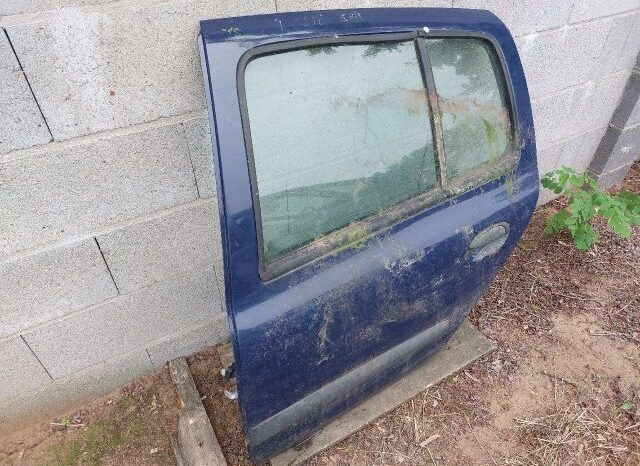 
								RENAULT Bal hátsó Ajtó (Részeivel) full									