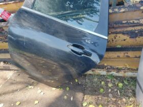 OPEL Bal hátsó Ajtó (Részeivel)