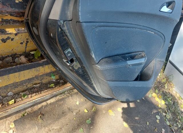 
								OPEL Bal hátsó Ajtó (Részeivel) full									