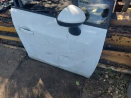 
										OPEL Jobb első Ajtó (Részeivel) full									