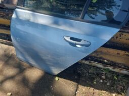 
										VW Bal hátsó Ajtó (Részeivel) full									
