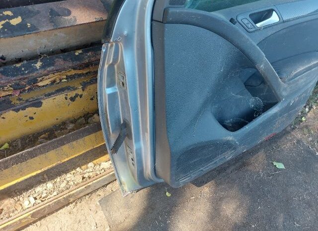 
								VW Jobb első Ajtó (Részeivel) full									