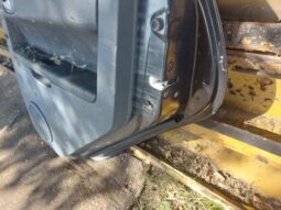 
										MITSUBISHI Jobb hátsó Ajtó (Részeivel) full									