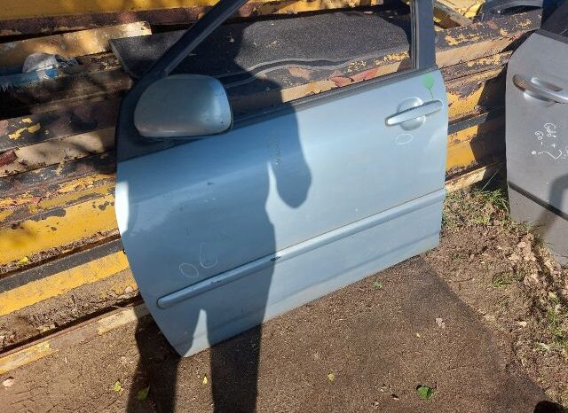 
								OPEL Bal első Ajtó (Részeivel) full									