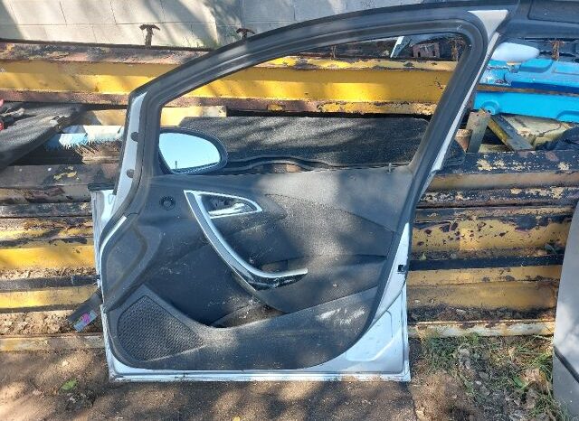 
								OPEL Jobb első Ajtó (Részeivel) full									