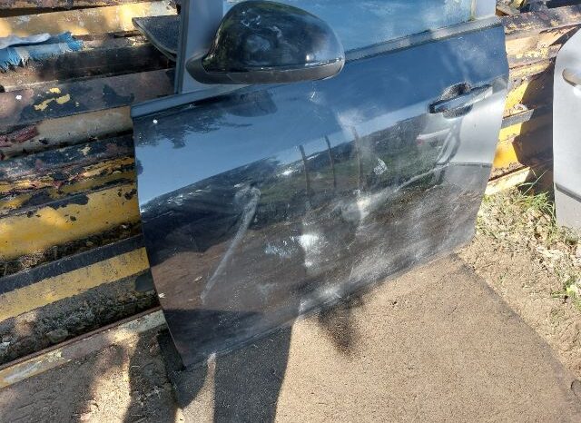 
								OPEL Bal első Ajtó (Részeivel) full									