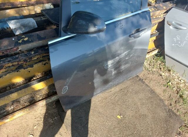 
								OPEL Bal első Ajtó (Részeivel) full									