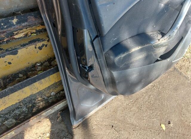 
								OPEL Bal első Ajtó (Részeivel) full									