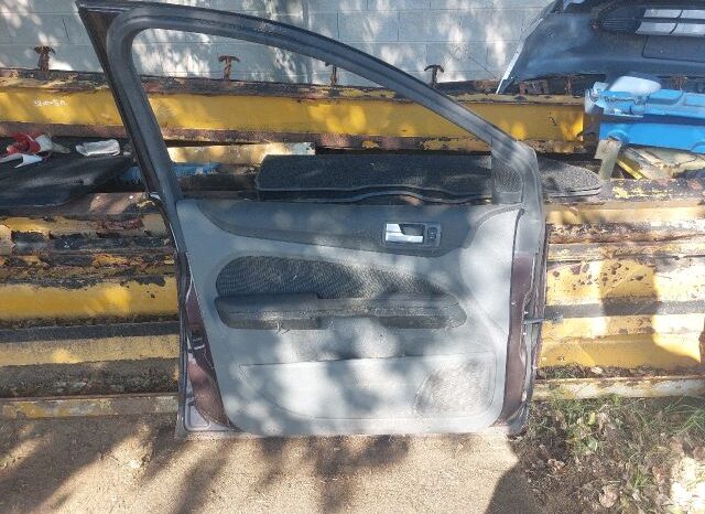
								FORD Bal első Ajtó (Részeivel) full									