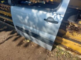 FIAT Bal első Ajtó (Részeivel)