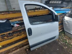 PEUGEOT Jobb első Ajtó (Részeivel)