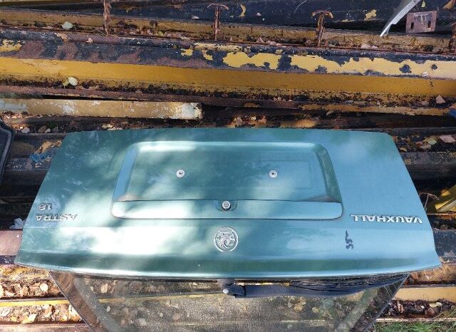 
								OPEL Csomagtérajtó (Részeivel) full									