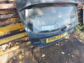 FORD Csomagtérajtó (Részeivel)
