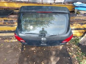 OPEL Csomagtérajtó (Részeivel)