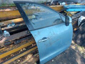 RENAULT Jobb első Ajtó (Részeivel)