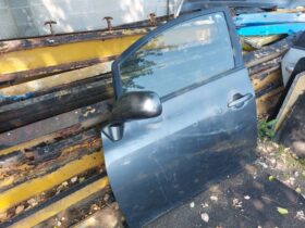 TOYOTA Bal első Ajtó (Részeivel)