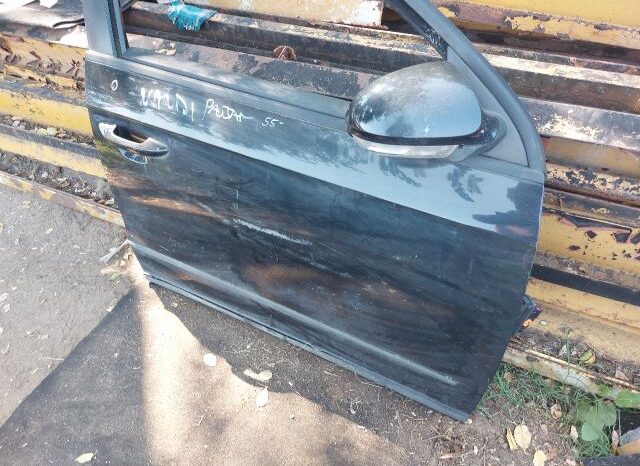 
								VW Jobb első Ajtó (Részeivel) full									
