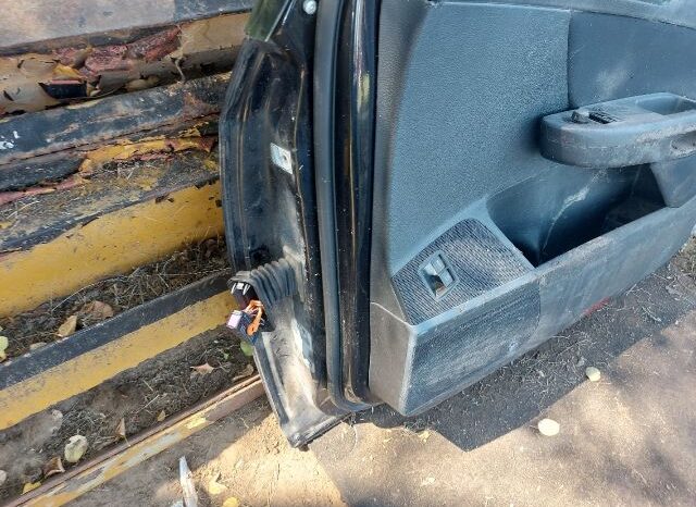 
								VW Jobb első Ajtó (Részeivel) full									