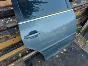 VW Jobb hátsó Ajtó (Részeivel)