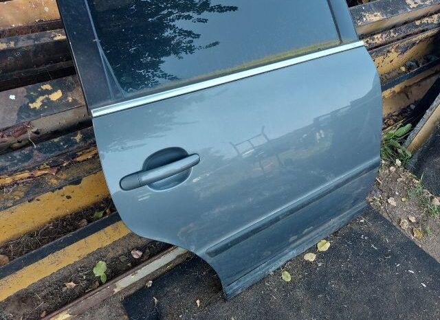 
								VW Jobb hátsó Ajtó (Részeivel) full									