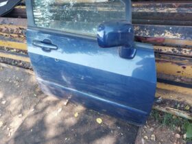 SUZUKI Jobb első Ajtó (Részeivel)