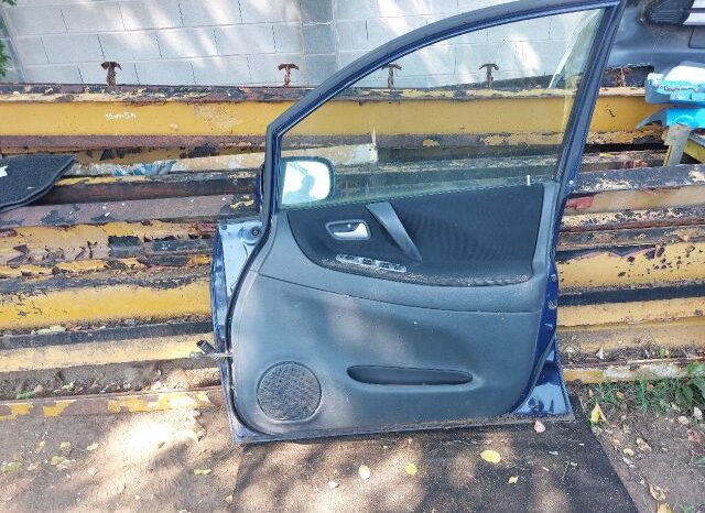 
								SUZUKI Jobb első Ajtó (Részeivel) full									