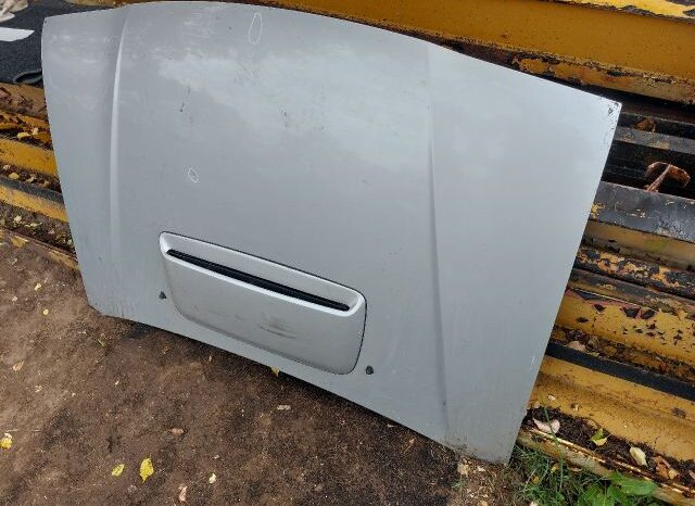 
								SUZUKI Motorháztető full									
