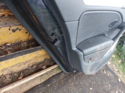 
										VW Bal hátsó Ajtó (Részeivel) full									