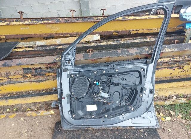 
								FORD Jobb első Ajtó (Részeivel) full									