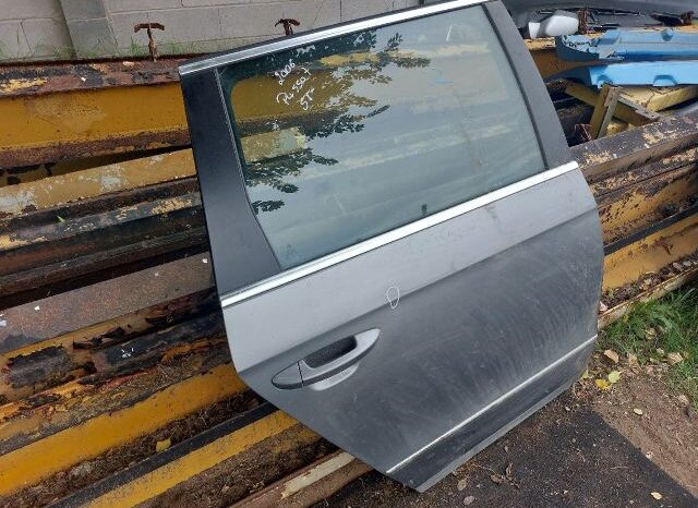 
								VW Jobb hátsó Ajtó (Részeivel) full									