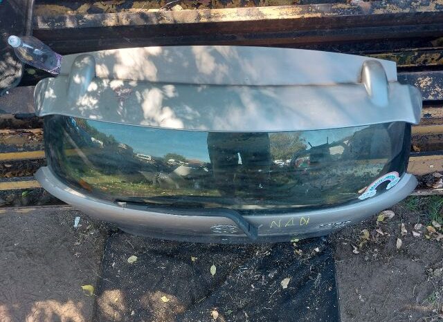 
								TOYOTA Csomagtérajtó (Részeivel) full									