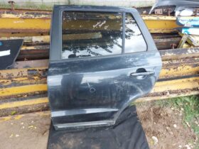 HYUNDAI Bal hátsó Ajtó (Részeivel)