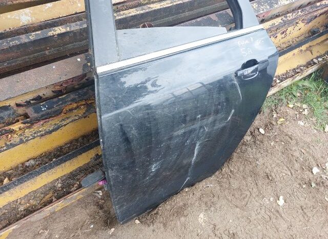 
								OPEL Bal hátsó Ajtó (Részeivel) full									