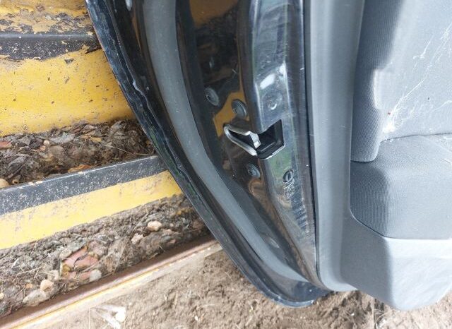 
								OPEL Bal hátsó Ajtó (Részeivel) full									
