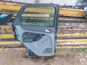 FORD Bal hátsó Ajtó (Részeivel)