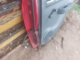 SUZUKI Jobb hátsó Ajtó (Részeivel)