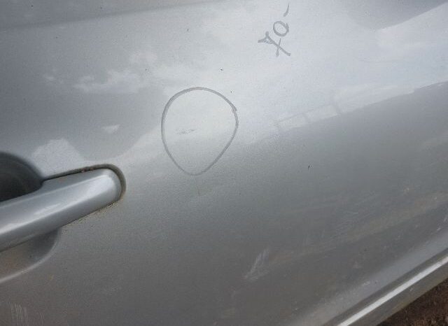 
								SUZUKI Jobb első Ajtó (Részeivel) full									