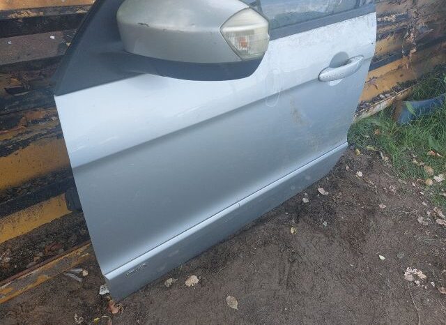 
								FORD Bal első Ajtó (Részeivel) full									