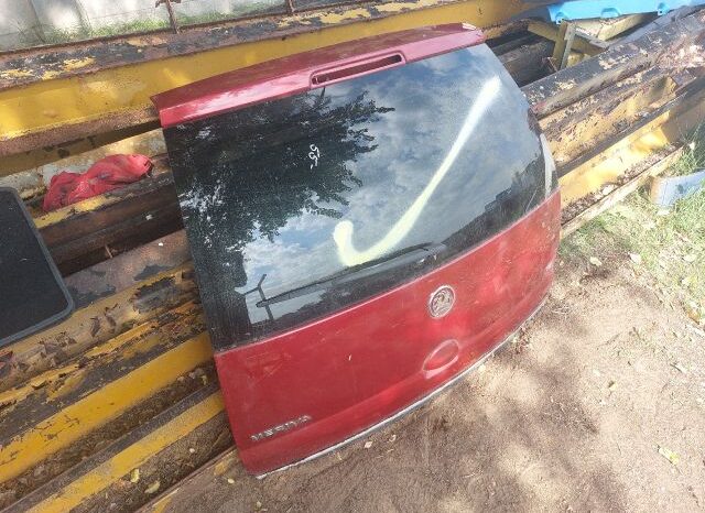 
								OPEL Csomagtérajtó (Részeivel) full									